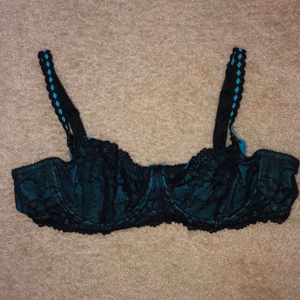Torrid Lace Bra Lingerie 44C